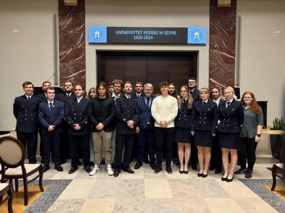 Uroczyste posiedzenie Parlamentu Studentów UMG