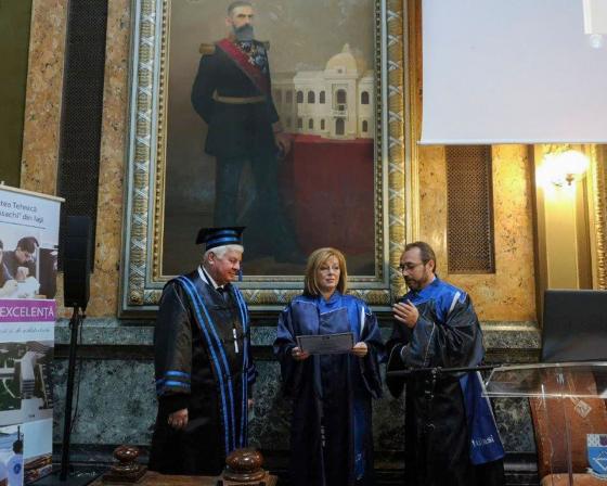 prof. Janusz Mindykowski, prof. Tania Hapurne, Przewodnicząca Senatu, prof. Marcel Istrate, Prorektor, Przewodniczący Awarding Committee