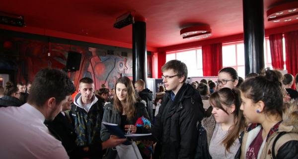 Stoisko AMG podczas targów edukacyjnych w Kolnie, fot. Katarzyna Okońska